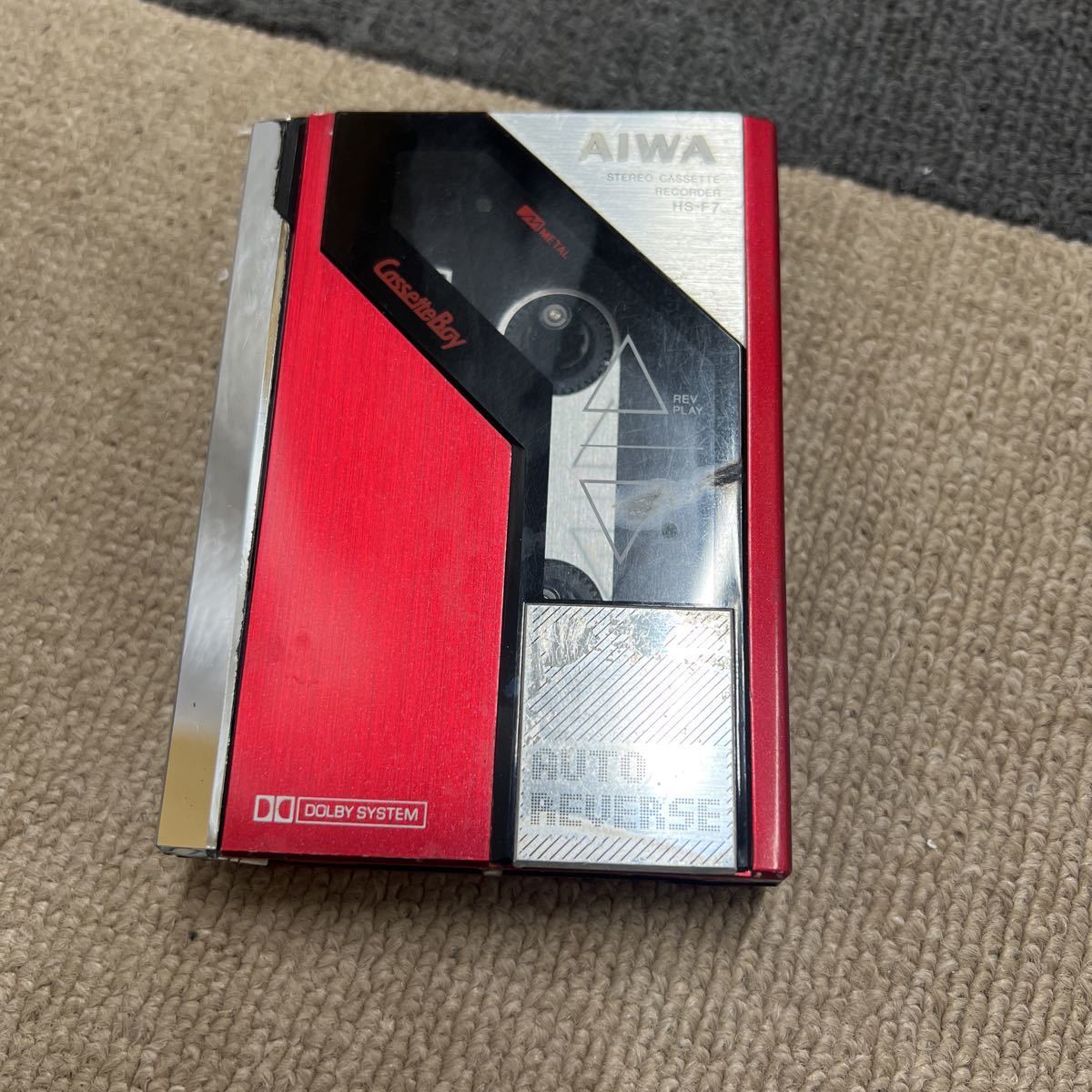 型番: HS-F7. AIWA カセットプレーヤー STEREO. F. [ジャンク品]
