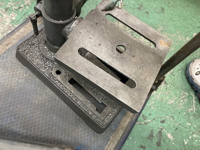 引-1758 ♪AG 大阪 引取限定 電動工具 強力型カバー付卓上ボール盤 5段変速 出力200W　DP-300　100V電源 中古 | Victor ビクター 製品情報AG-B500 ： FavoriteStyle〜キッチン・雑貨〜