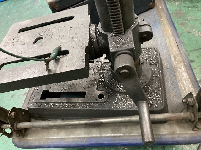 引-1758 ♪AG 大阪 引取限定 電動工具 強力型カバー付卓上ボール盤 5段変速 出力200W　DP-300　100V電源 中古 | Victor ビクター 製品情報AG-B500 ： FavoriteStyle〜キッチン・雑貨〜