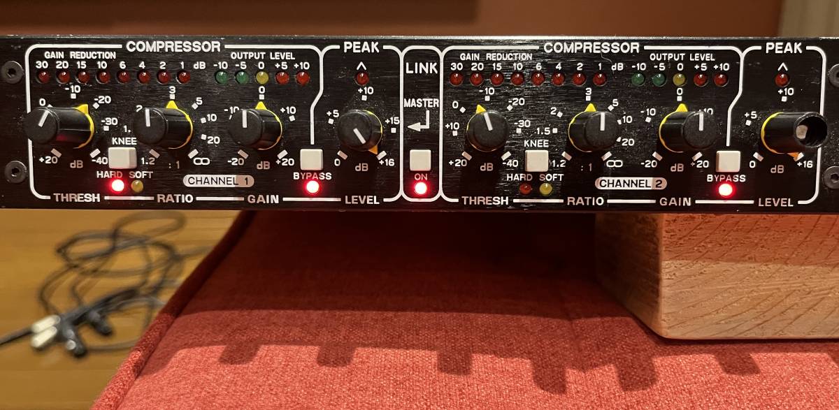 Drawmer DL441ジャンク＊＊ コンプレッサー レコーディング、PA機器