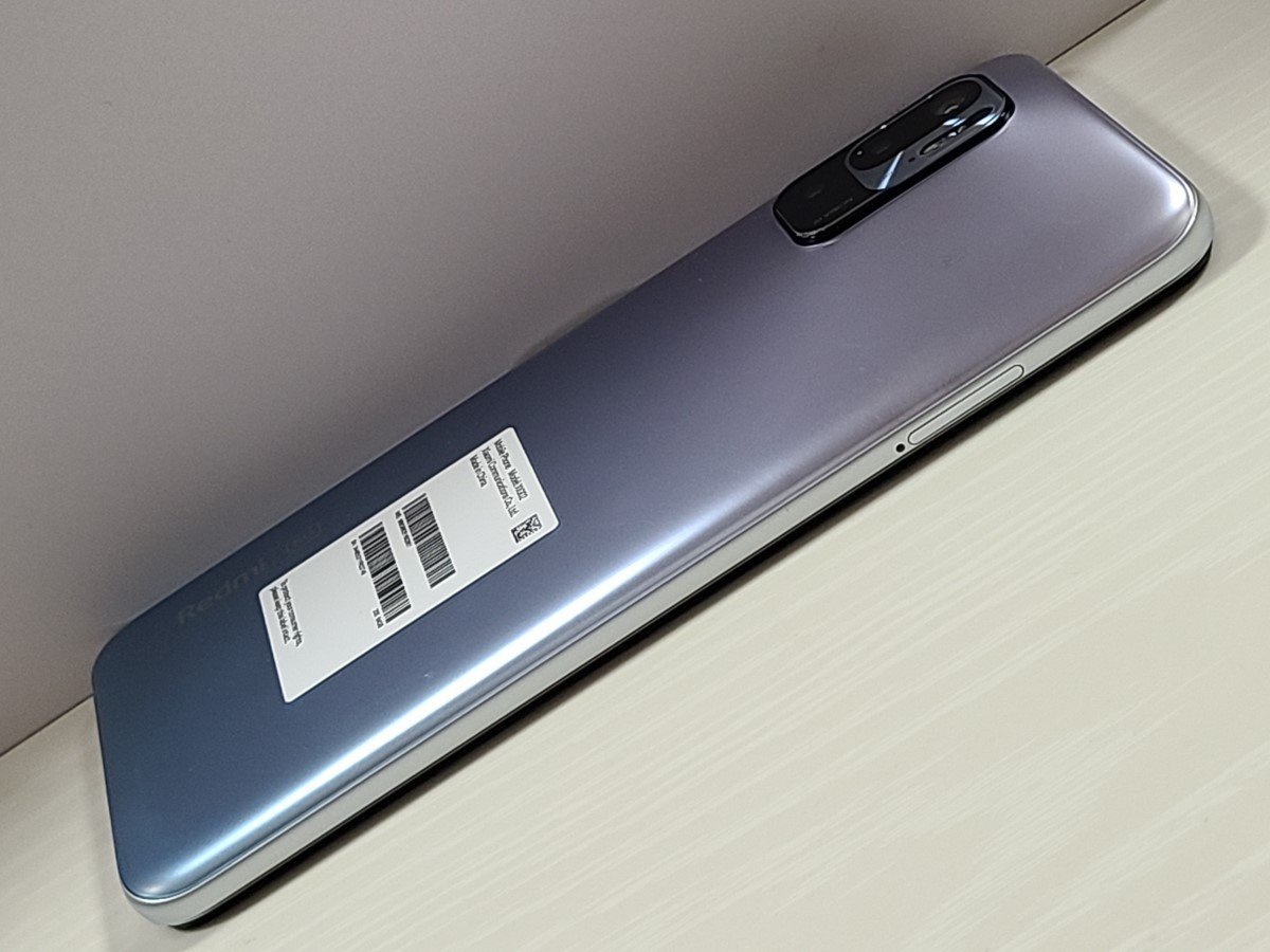 ☆【32033WM】 ほぼ美品 UQmobile XIG02 Xiaomi Redmi Note 10 JE
