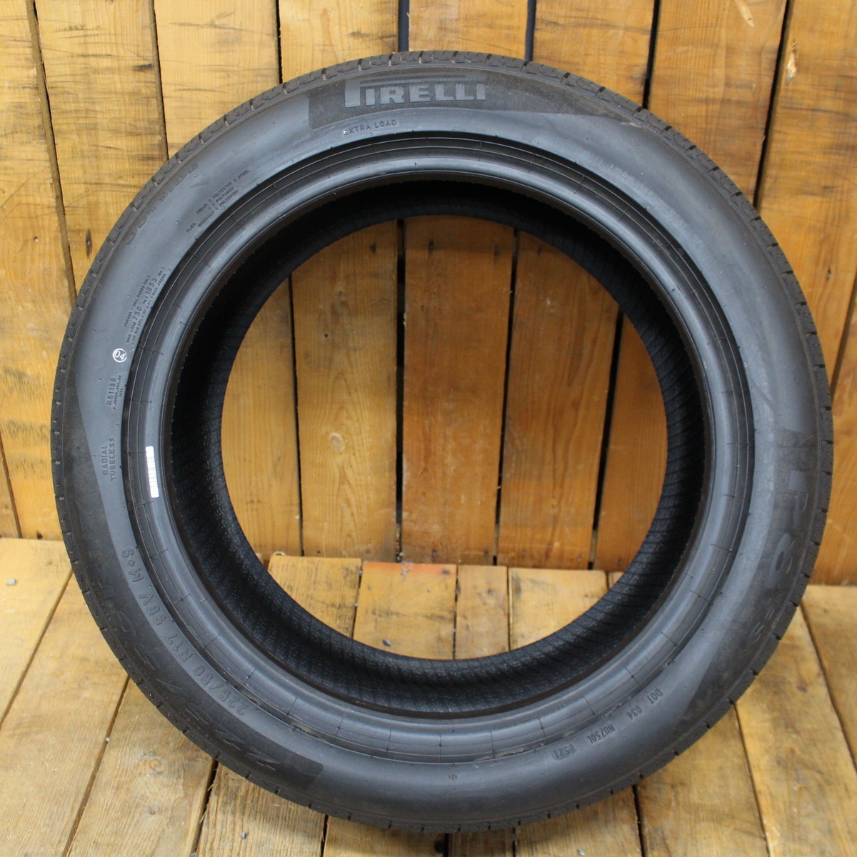 2月20日までピレリ P8 FS PREMIUM 225/45R17 94W 1 ピレリ P8 FS