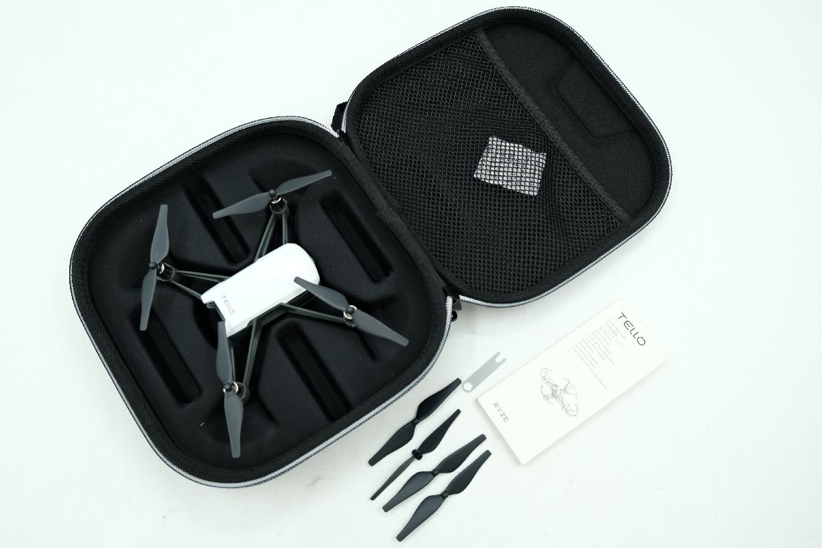 【z21775】TELLO ドローン バッテリー無し 通電確認済み ケース付き 格安スタート