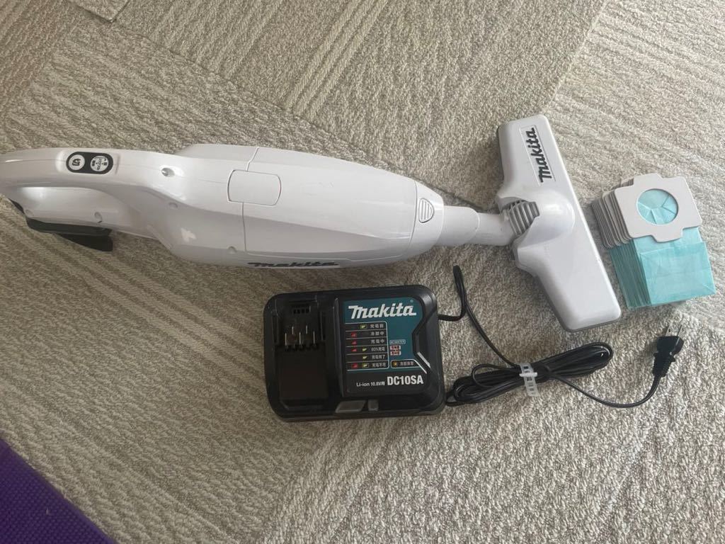 【箱あり美品】マキタmakita充電式クリーナーCL107FD 工具 cl107fd」の人気商品一覧 | 安い商品を通販サイトから探す - 価格.com