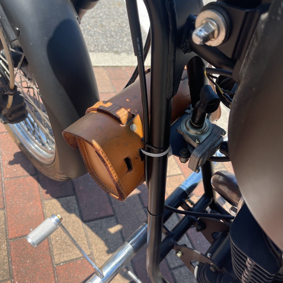 ヘイスト250 マフラー、ウィンカーカスタム バッテリー容量大交換 