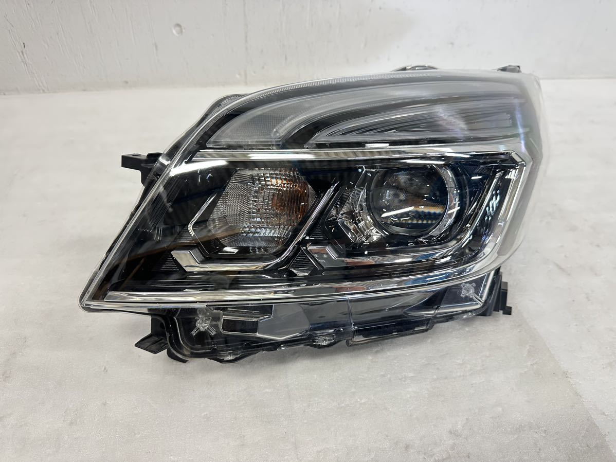 5j28 デイズ ルークス ハイウェイスター B21A 後期 純正 LED ヘッド  