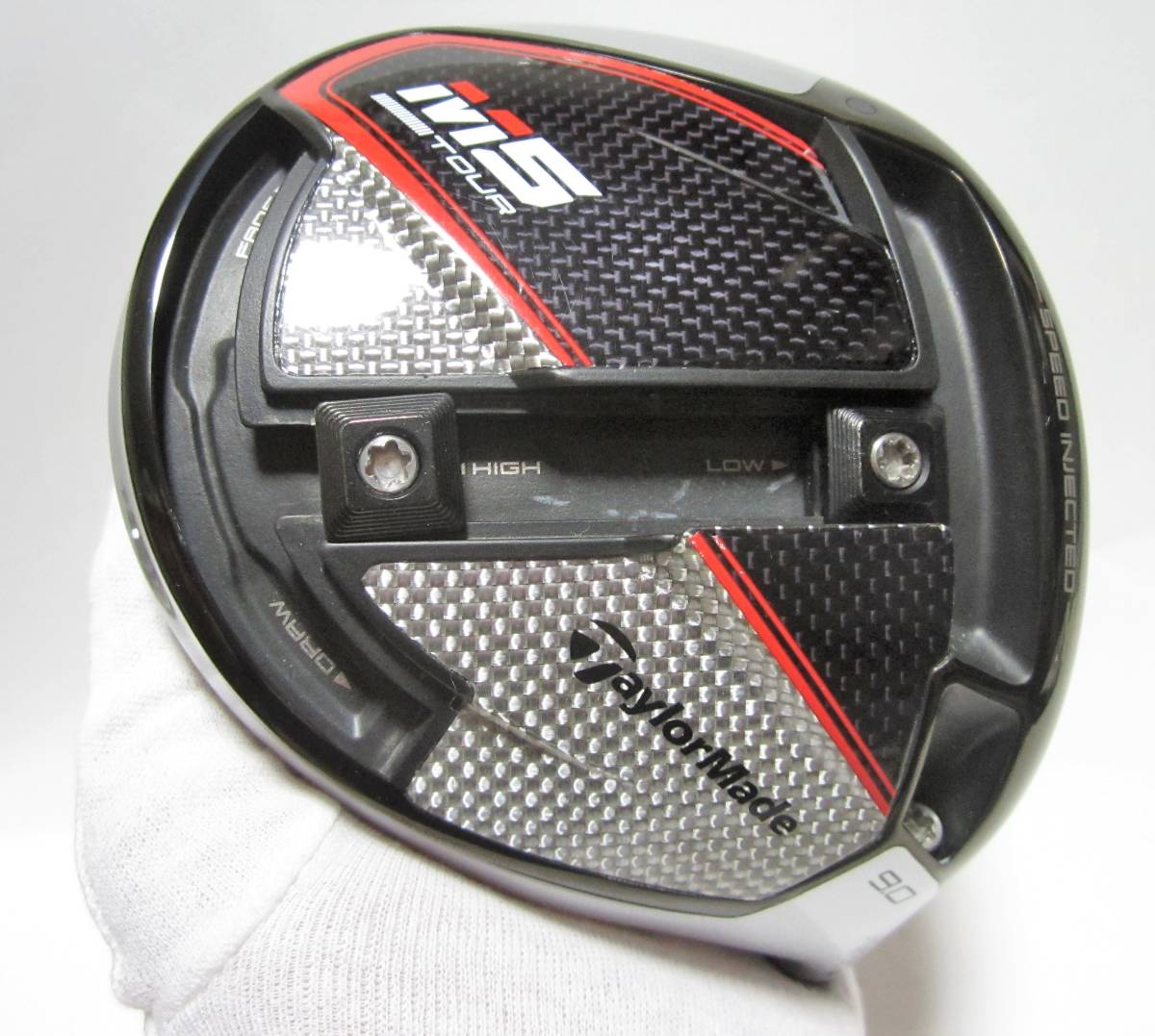 クラウンはそこそこ綺麗かな。テーラメイド M5 TOUR ロフト9°中古ヘッド。痛み汚れはありますが純正ヘッドカバー付き。