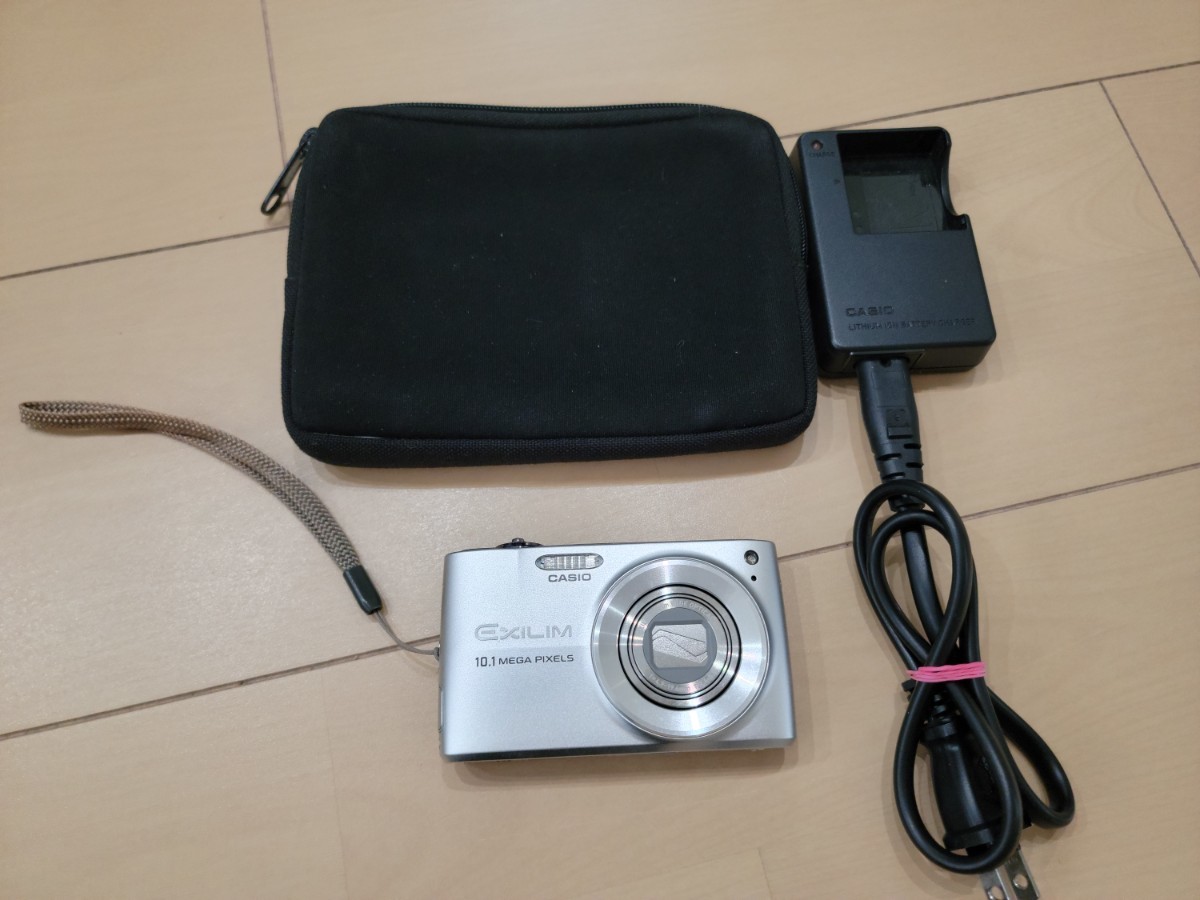中古　CASIO カシオ EXILIM EX-Z300 デジタルカメラ