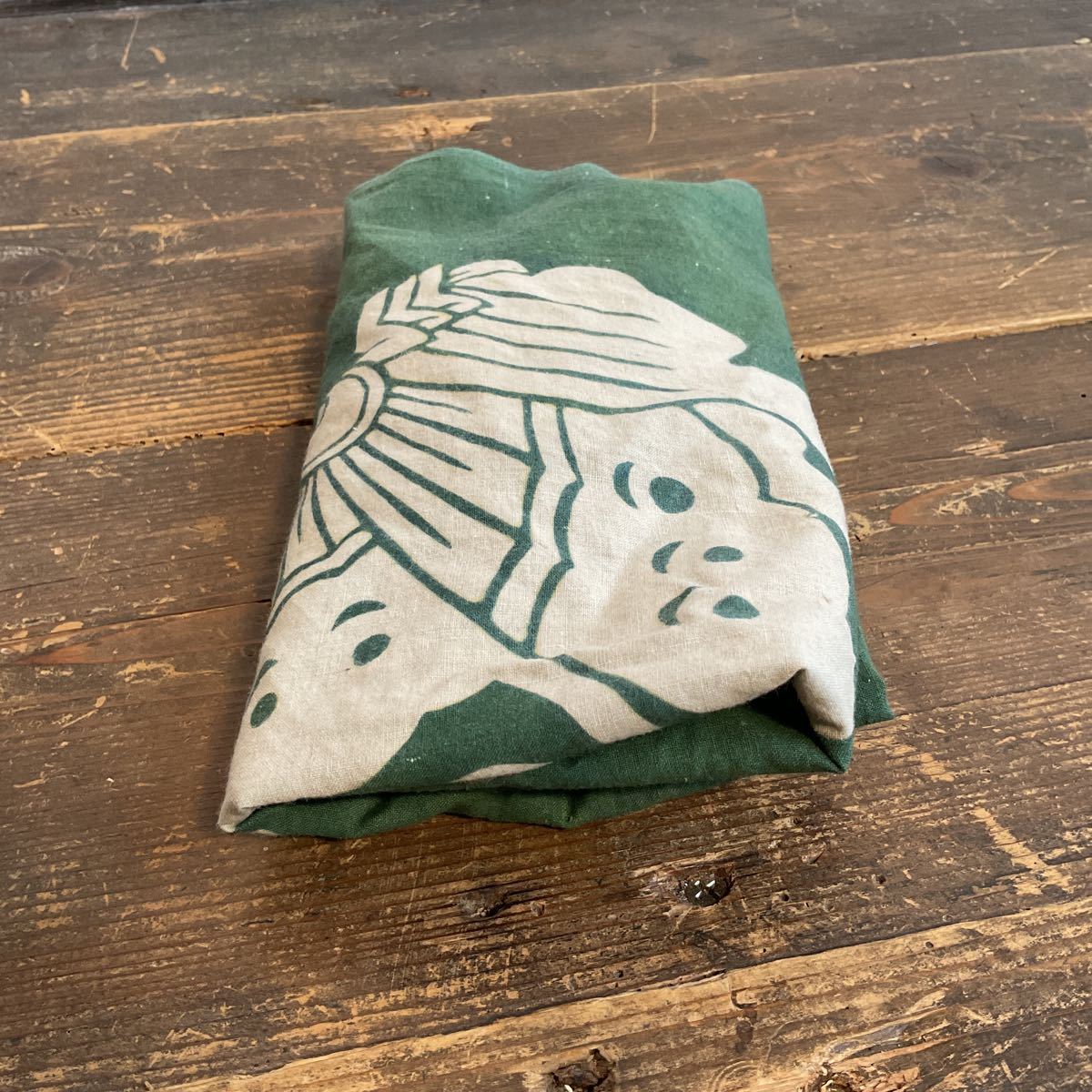 S04ラ/初荷 時代 藍染 古布 90x85cm木綿 手織 襤褸 古裂 継ぎ接ぎ 生地 骨董 アンティーク インディゴ