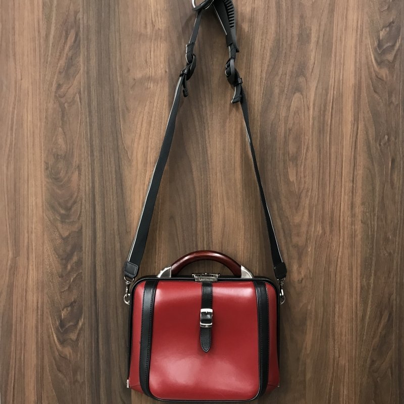 ARTPHERE アートファー K－LINE 赤 黒 レザー