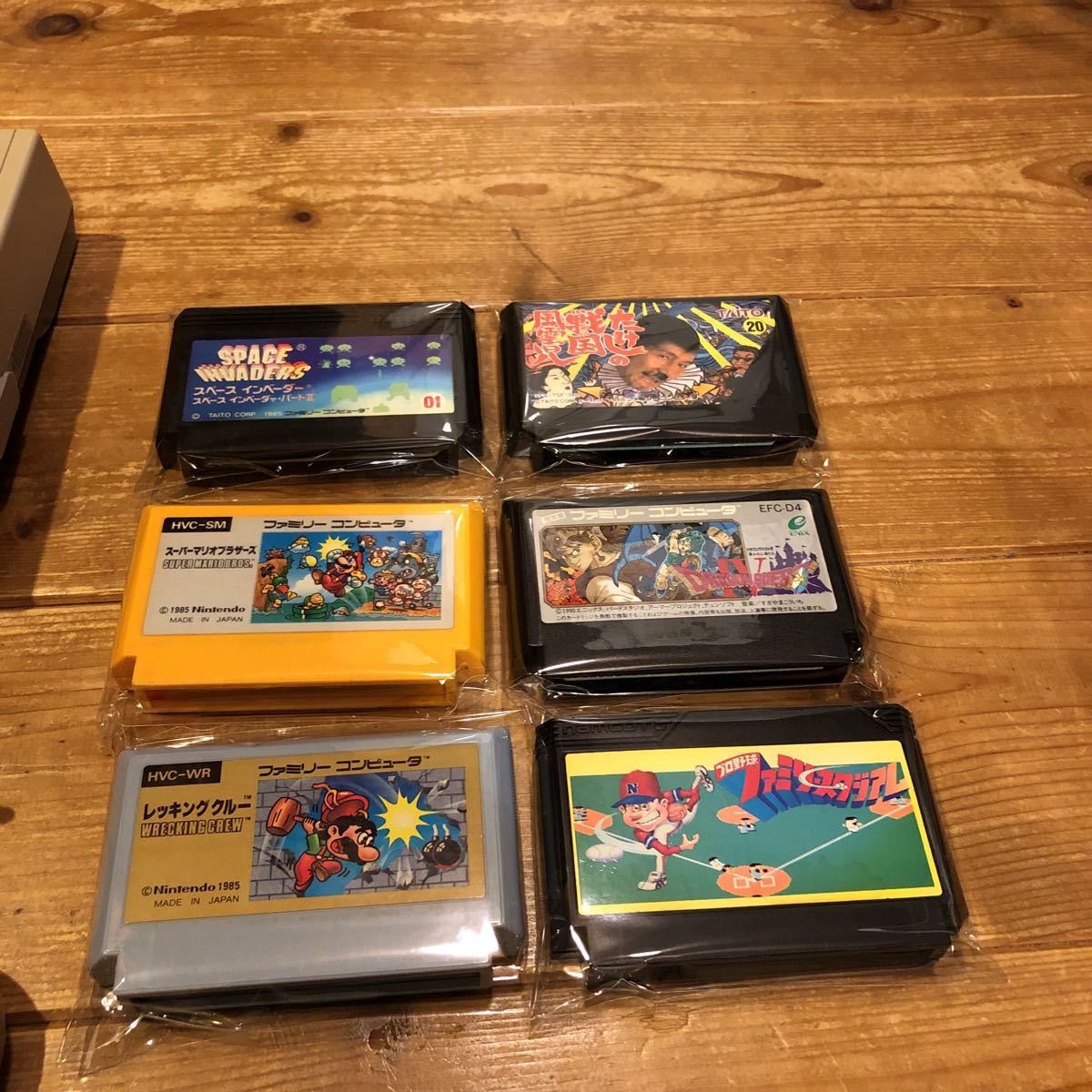 任天堂 ニューファミコン NEWファミコン 本体一式 おまけソフト付き 