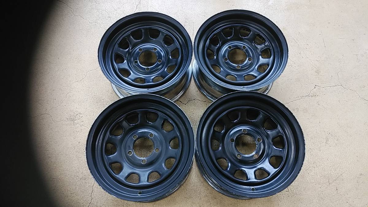 中古ホイール デイトナ？【15×7 +25位 114.3-5穴】4枚