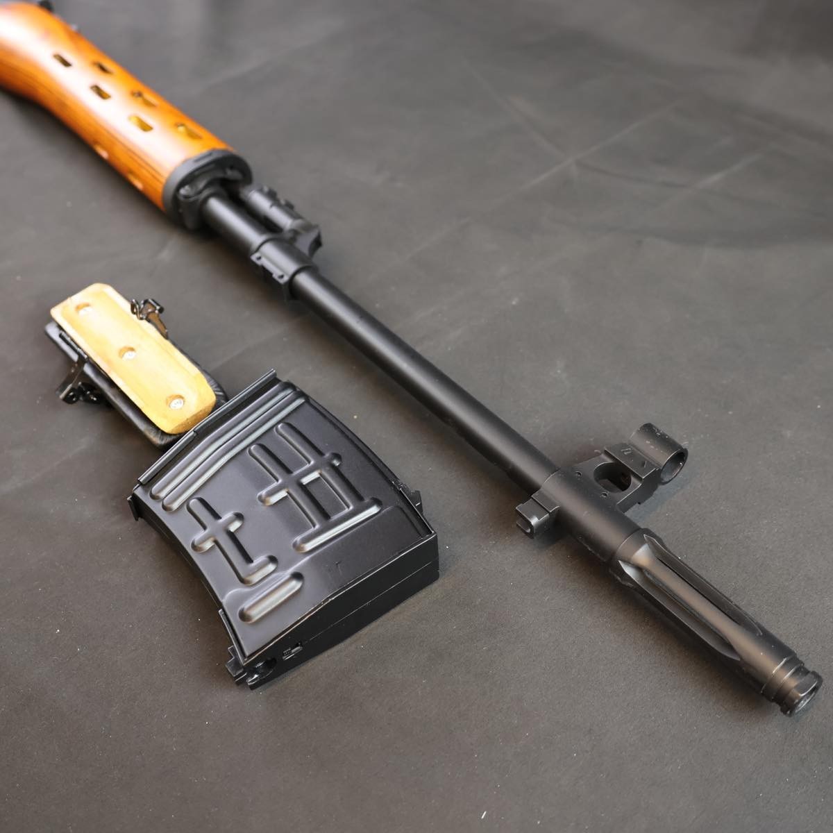 ジャンク Crown ドラグノフ SVD エアーコッキング 狙撃銃 18才以上