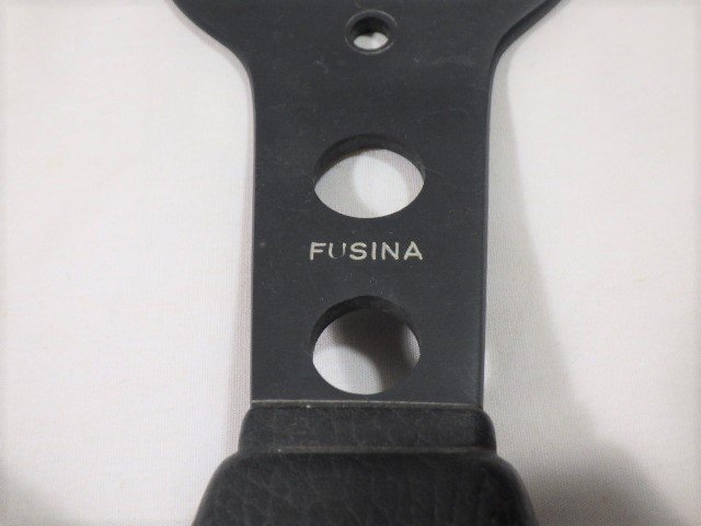 □561：FUSINA / フシナ レザー ステアリング 35φ 旧車 ハンドル