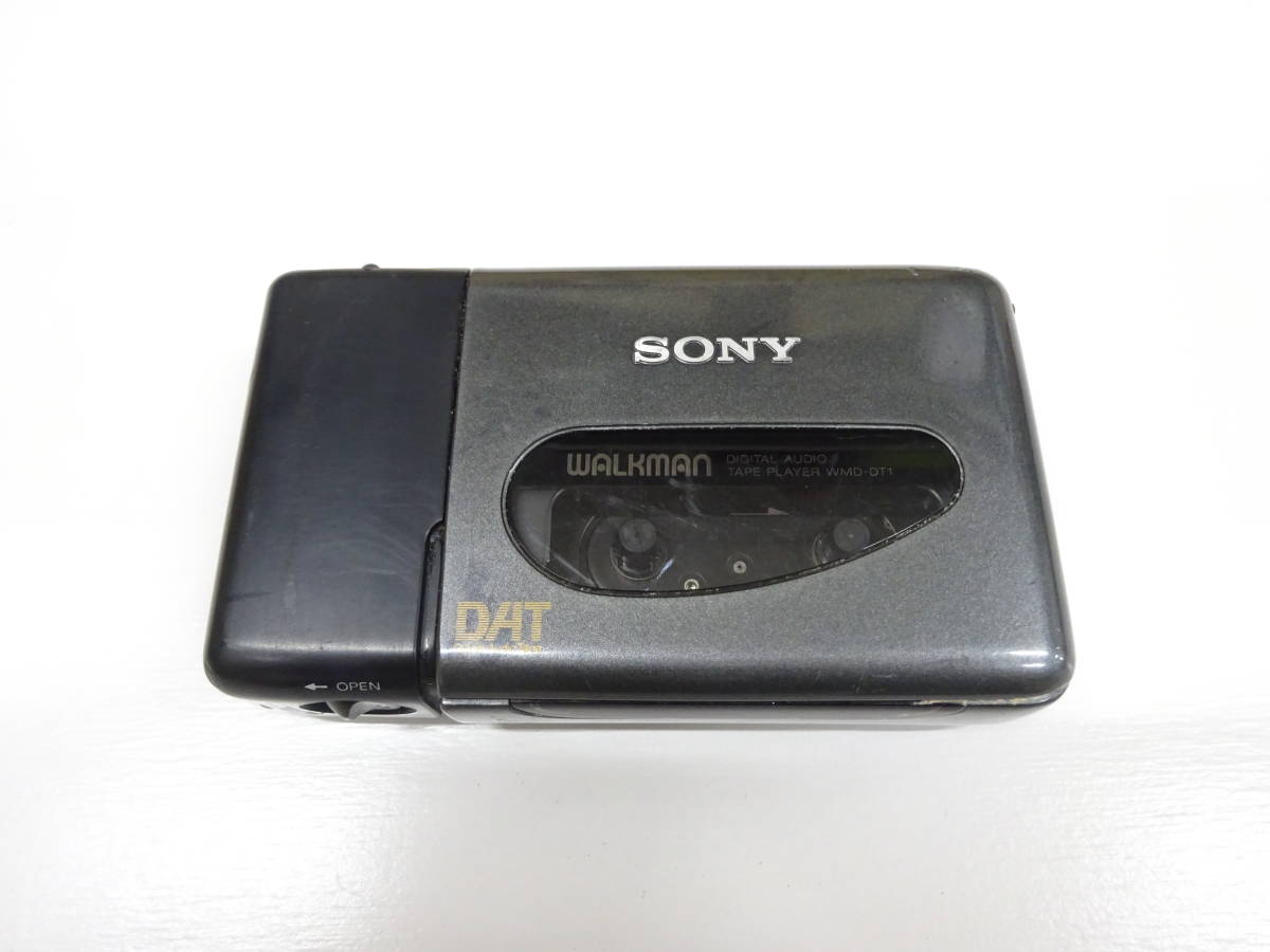 SONY WMD-DT1 WALKMAN DIGITAL AUDIO TAPE PLAYER ソニー DAT