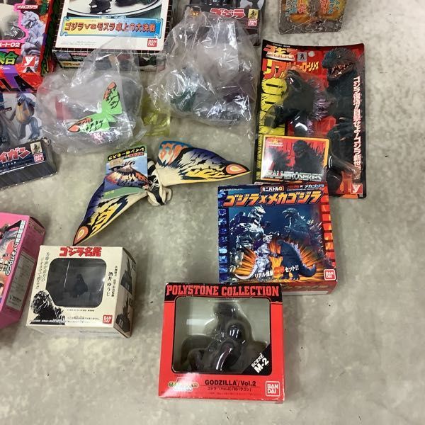 バンダイ ゴジラ名鑑 ノーマル全7種 コンプリート 未開封 酒井