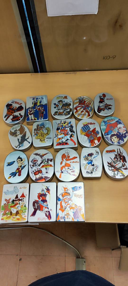 【匿名配送・現状渡し】アルマイト製 弁当箱 １８個セット 昭和レトロ アニメキャラクター ばら売り不可