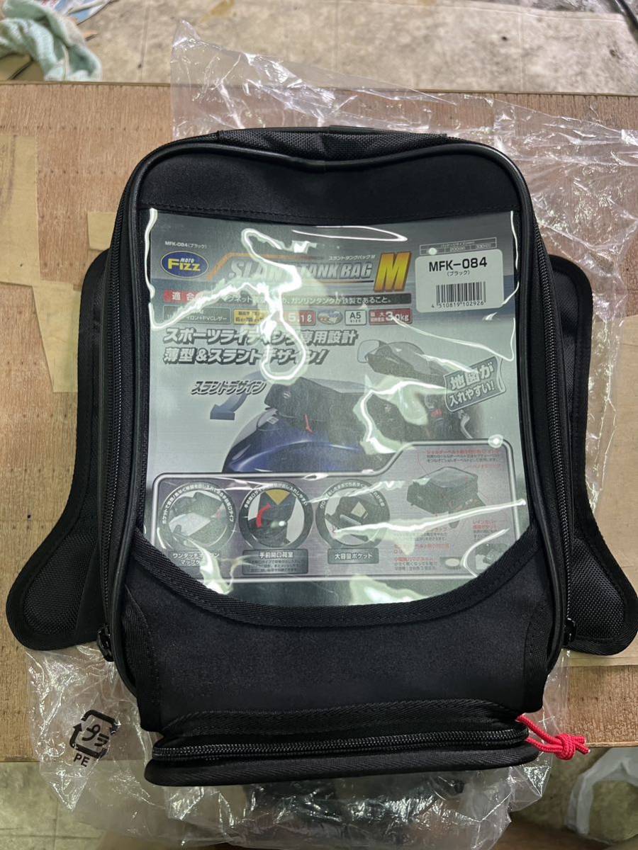 スラントタンクバッグM モトフィズ | タナックス TANAX スラントタンクバッグM モトフィズ | タナックス TANAX