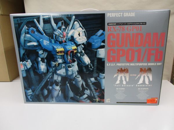 w8【梱140】バンダイ PG 1/60 RX-78 GP01/Fb ガンダム試作1号機 