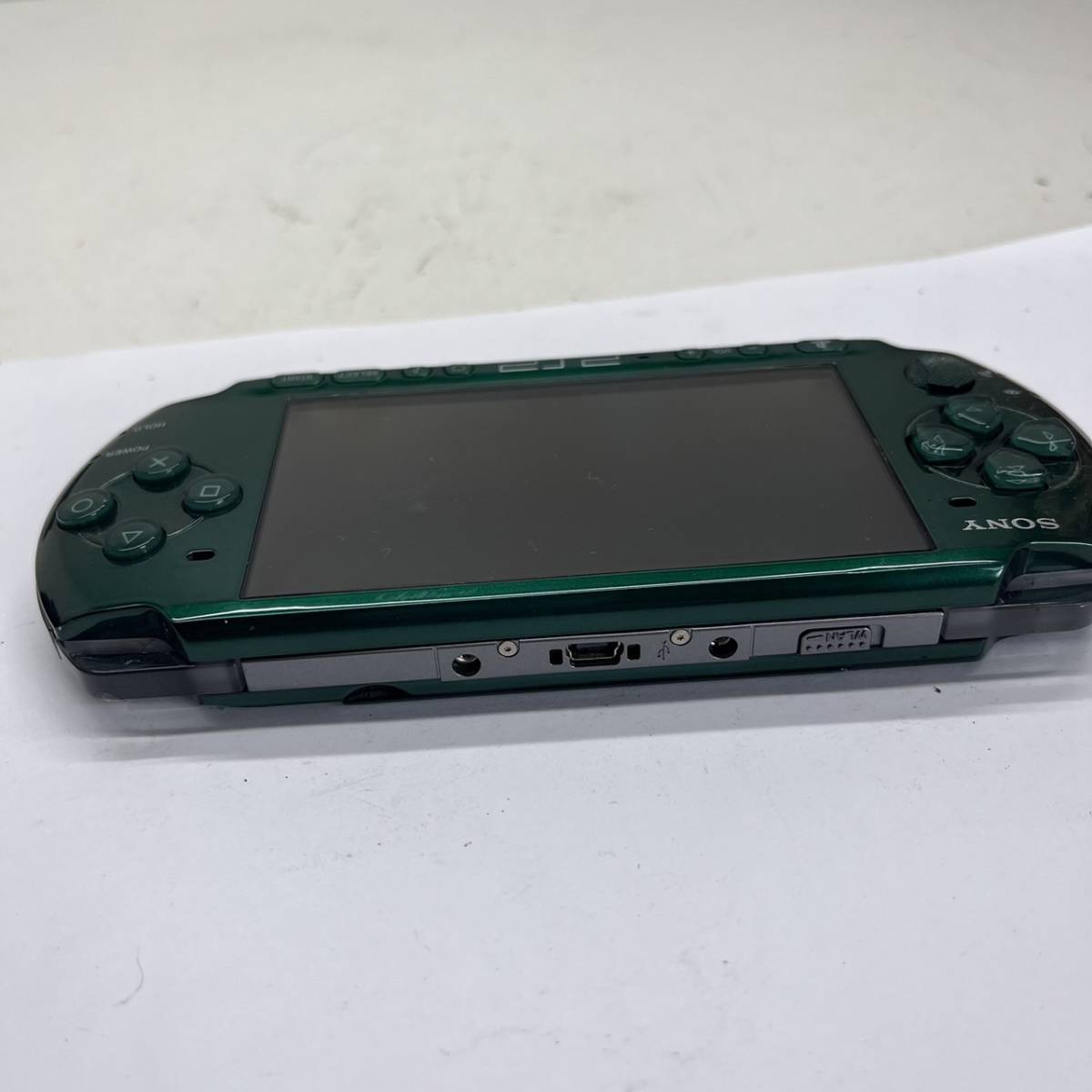 プレステ3とゲームソフト3個玉繭は攻略本が付いています SONY（ソニー） PS3 本体 すぐ遊べるセット CECH-2000A おまけソフト付