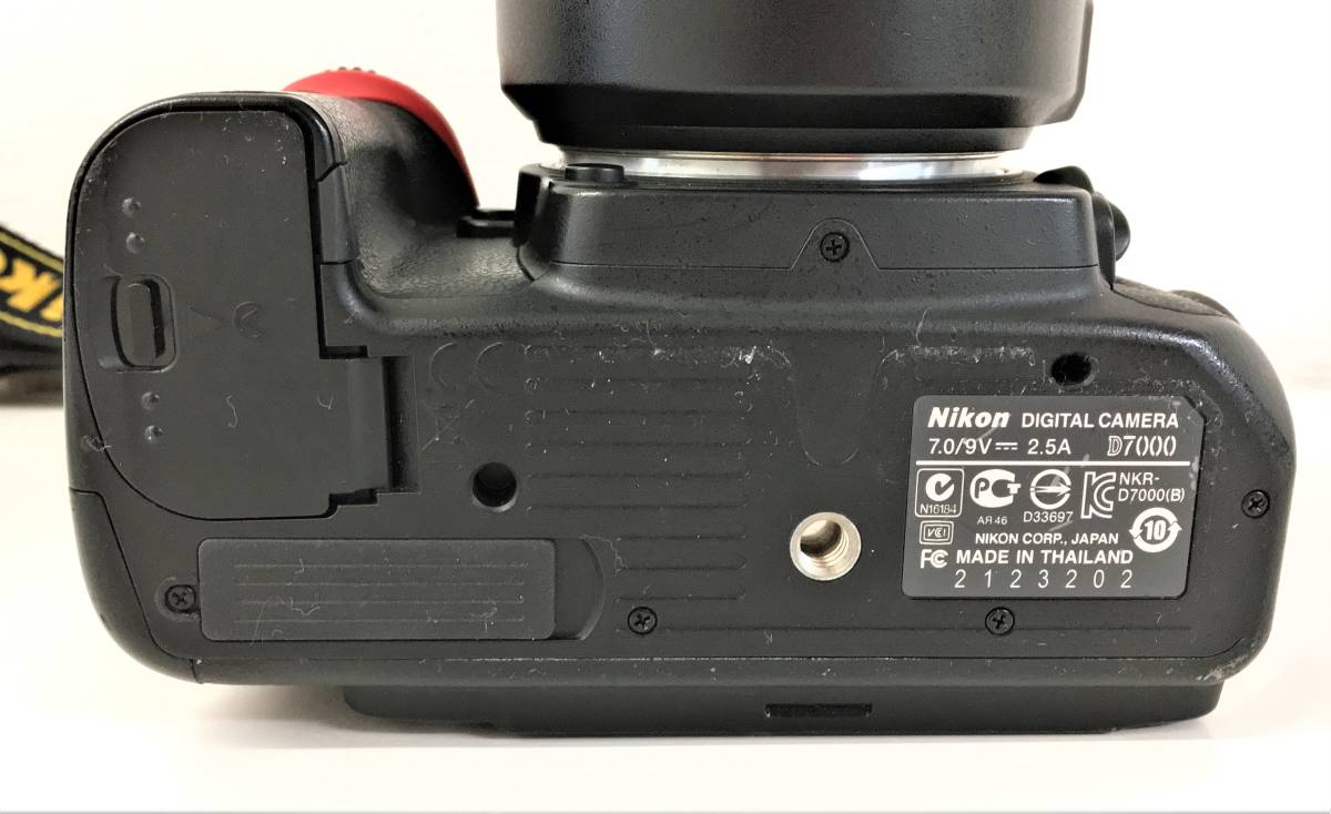 ◇Nikon ニコン D7000 ボディ、ショット数:4616枚の中古品◇ 中古