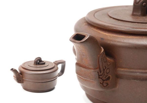 【お買い得，安い】 S-702 魚摘朱泥急須 在銘 検／中国古玩 煎茶道具 茶銚 茶壺 茶壷 唐物 朱泥 紫泥 急須 茶器(施釉陶)｜売買されたオークション情報、yahooの商品情報をアーカイブ公開 - オークファン 骨董陶磁器一般