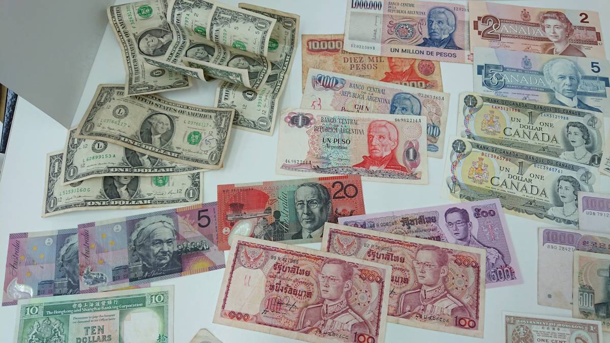 海外旅行で余った旧紙幣はありませんか？》カナダドル旧紙幣を