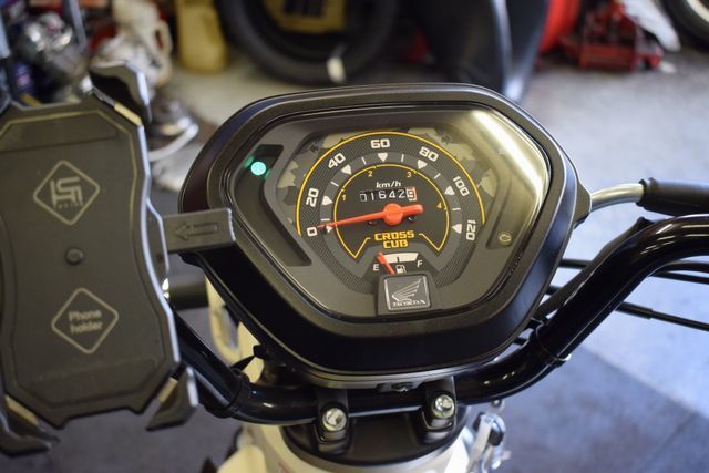 HONDA クロスカブ110 JA45 低走行1,642km 大容量GIVIリアBOX付 WAKO,S 