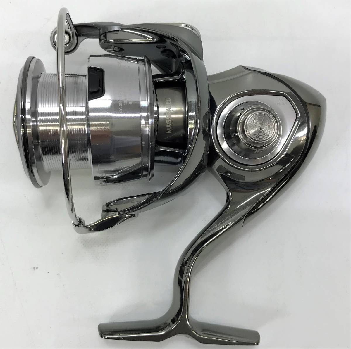 60 DAIWA ダイワ 22イグジスト LT4000-XH スピニングリール(ダイワ  