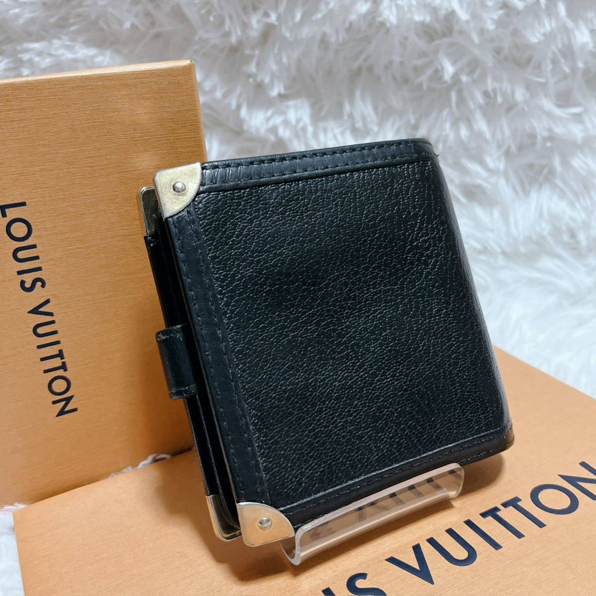 美品 ルイヴィトン スハリ コンパクトジップ 二つ折り財布 ブラック 