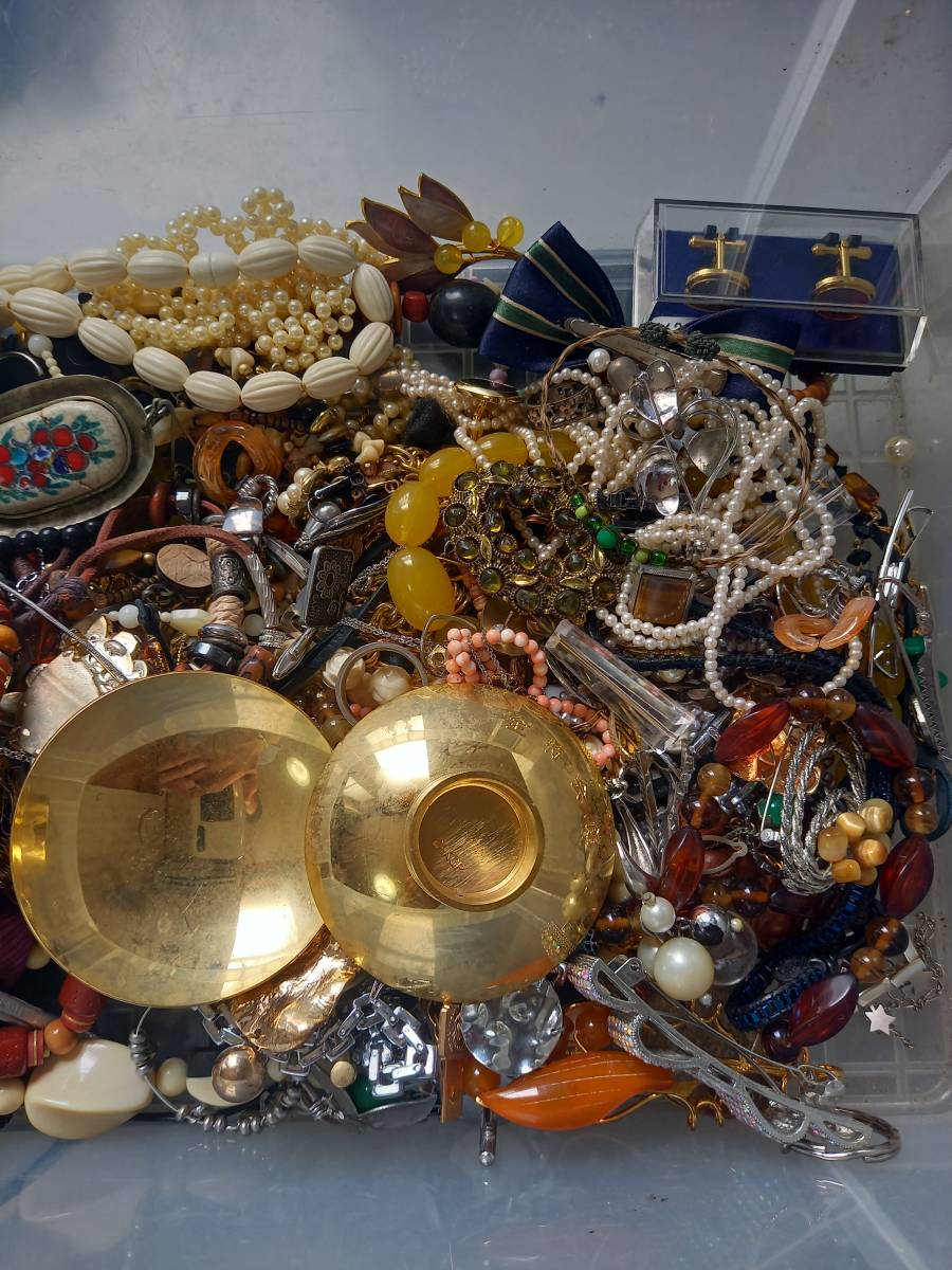 アクセサリー イミテーション 金杯 2336gまとめて 大量 アクセサリー