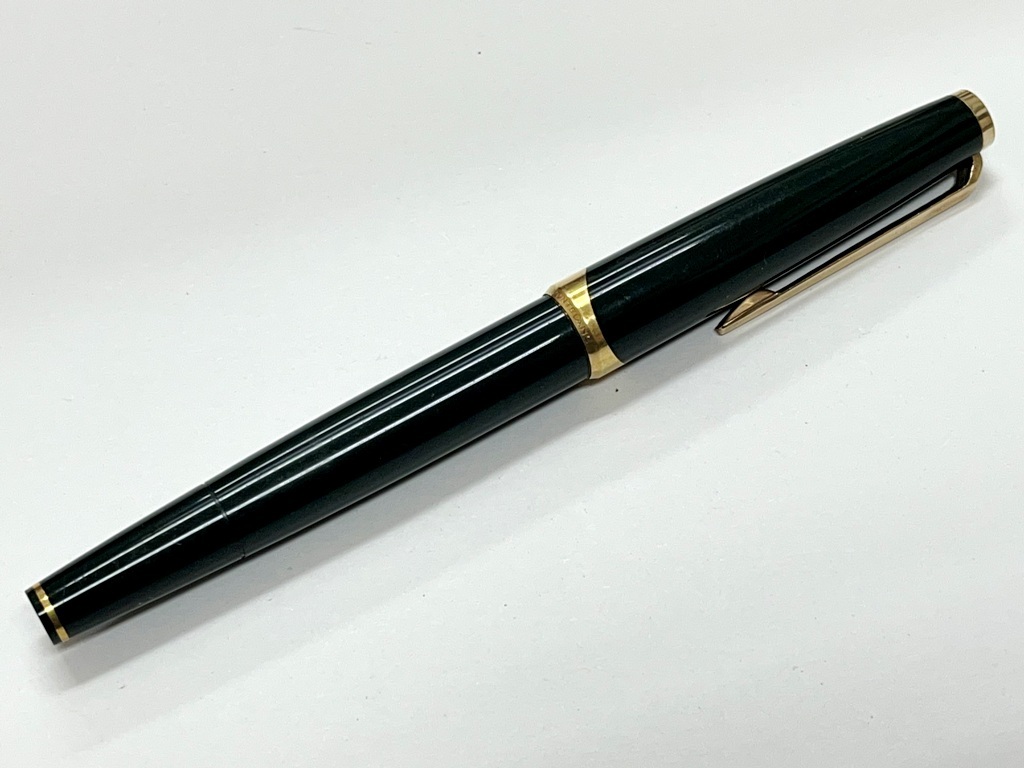 MONTBLANCモンブラン124 万年筆 ペン先750.18K ☆刻印 MONTBLANC