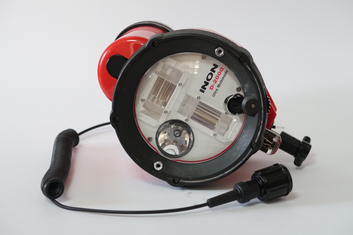 INON（イノン）D-2000（A）水中用ストロボ INON イノン 水中ストロボ