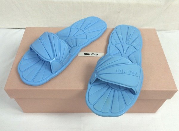 ☆☆miumiu ミュウミュウ　サンダル　サイズ34　5XX197　レディース　ブルー系　外箱・保存袋×2・冊子付き☆USED品