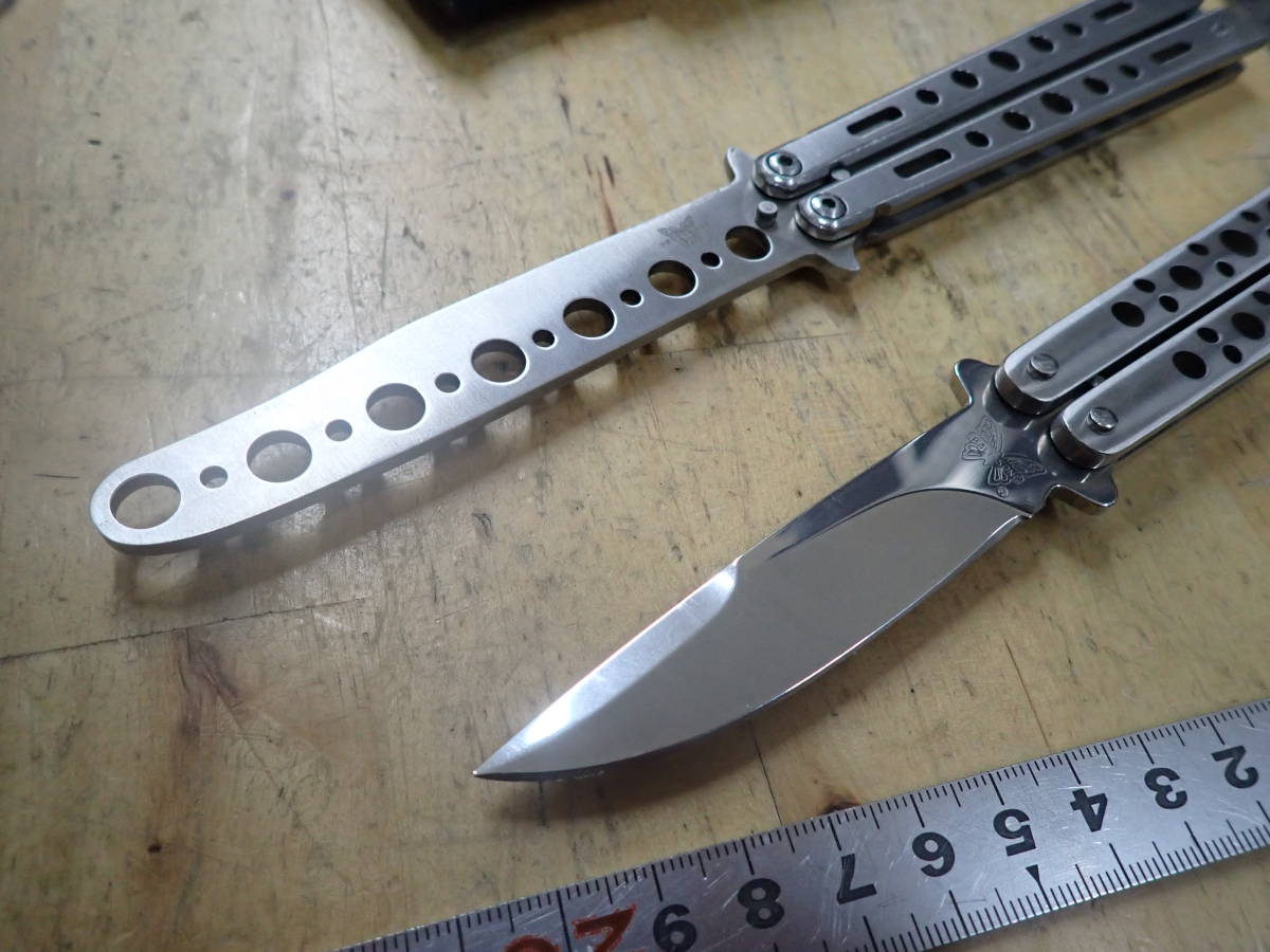 バタフライナイフ バリソン Balisong ベンチメイド BENCHMADE 0 USA 