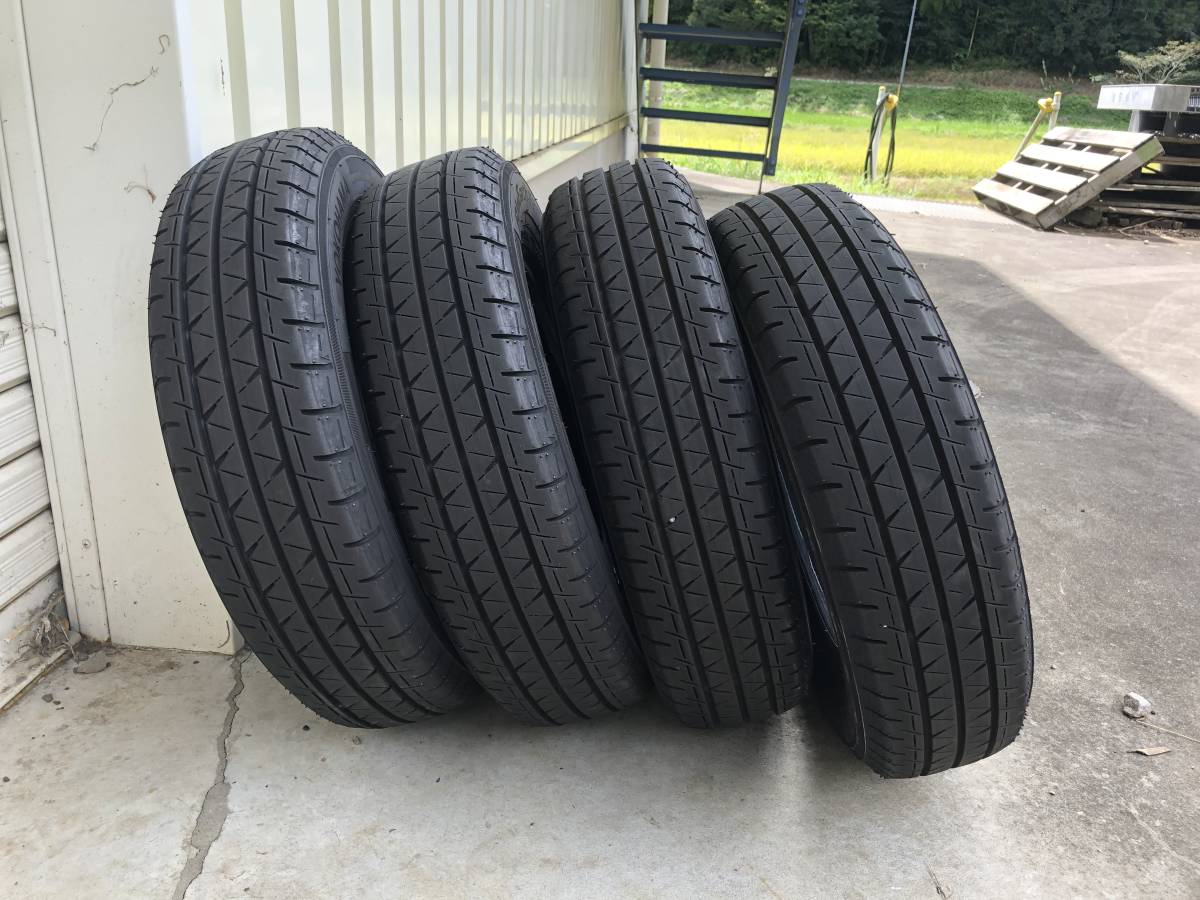 ヨコハマ　ブルーアース 145/80R-12LT