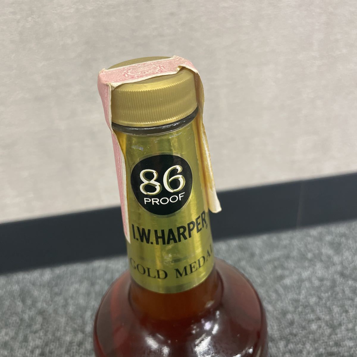 ハーパー ゴールドメダル 750ml 43% バーボンウイスキー 特級