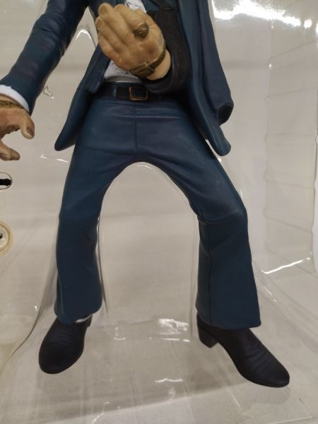 ★130 MEZCO スカーフェイス アル・パチーノ トニー・モンタナ フィギュア 中古品