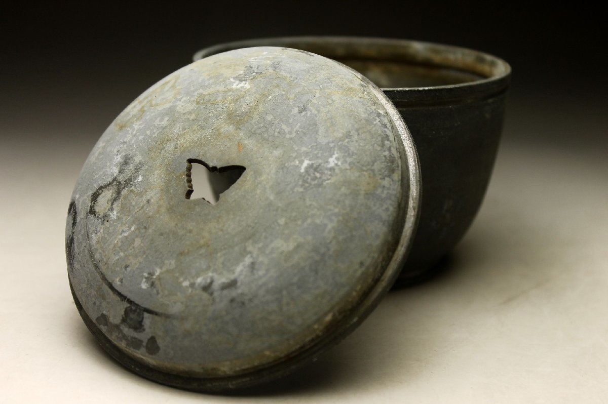 余韻 時代物 點銅款 点銅 唐物 古錫茶溢し 錫茶 建水 高10cm 重480g