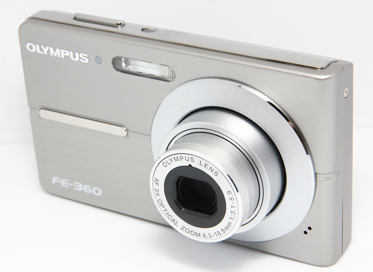 ★未使用新品 オリンパス　OLYMPUS FE-360 ★スマホと同じmicroSDカードが使えるCCDカメラ 付属品完備　動作確認済み