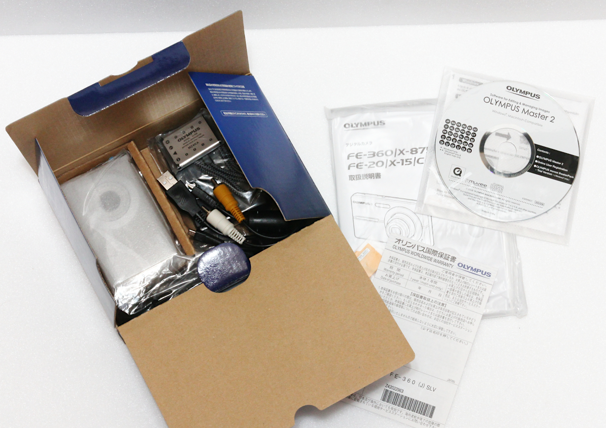 ★未使用新品 オリンパス　OLYMPUS FE-360 ★スマホと同じmicroSDカードが使えるCCDカメラ 付属品完備　動作確認済み