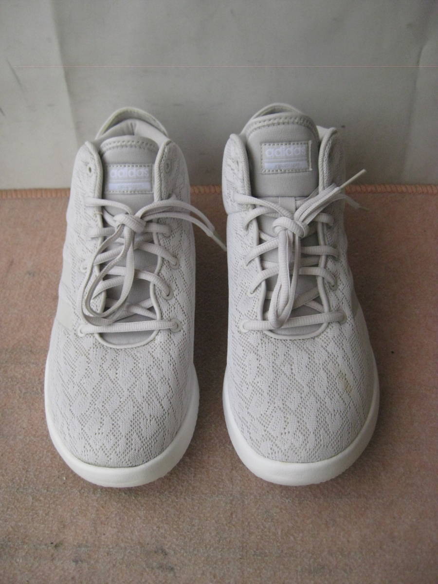 ★adidas スニーカー　　 BC0012 　 薄いグレー　　２５.0cm　　　新品