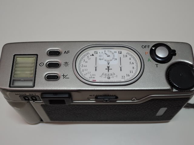 Nikon 35Ti フィルムカメラ（動作未確認） アールイーカメラマガジン | 20代のカメラ超初心者がニコン35Tiを使っ