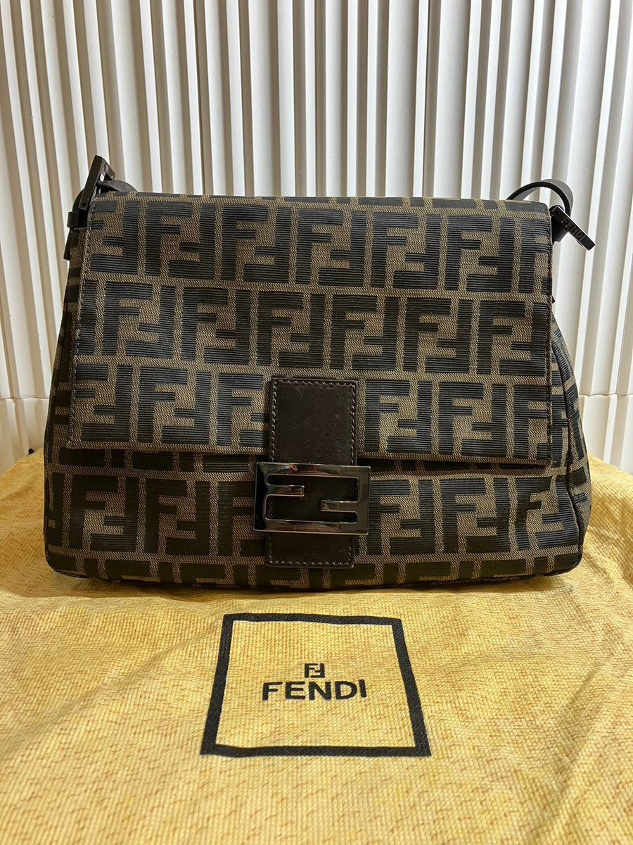 フェンディ マンマバケット FENDI | ズッカ ショルダー ズッカ柄 フェンディ マンマバケット FENDI | ズッカ ショルダー ズッカ柄