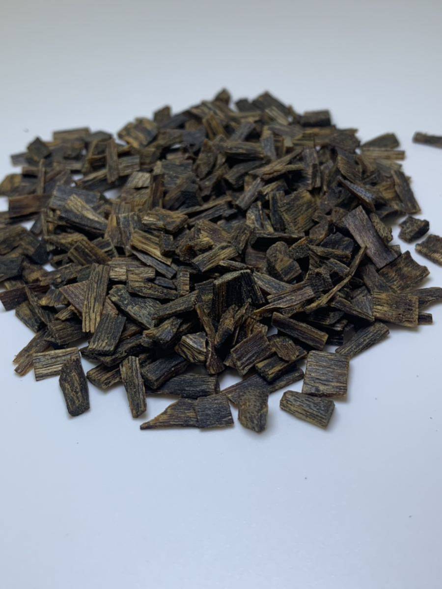 香木 伽羅】伽羅 割15g 聞香用香木 六国五味 ☆香道 茶道｜沈香 伽羅
