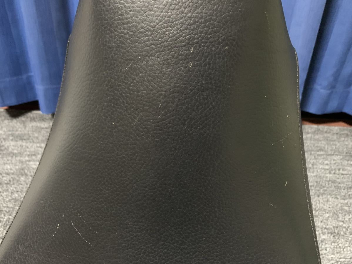 ハーレー FLHR ロードキング 2005年式より取り外し Corbin コルビン シート ソロシート 1997-2005 FLHR ツーリング ロードキング Roadking Davidson ロードグライド