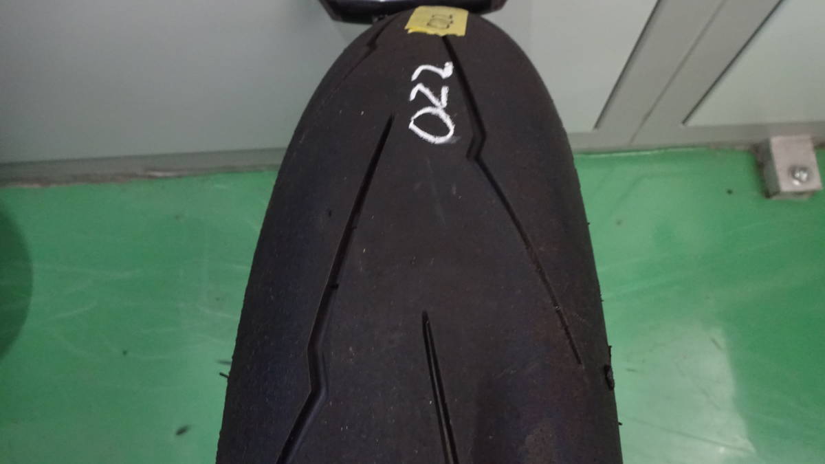 中古 ピレリ スーパーコルサV3 SC1 120 70 200 55 前後セット 022 023