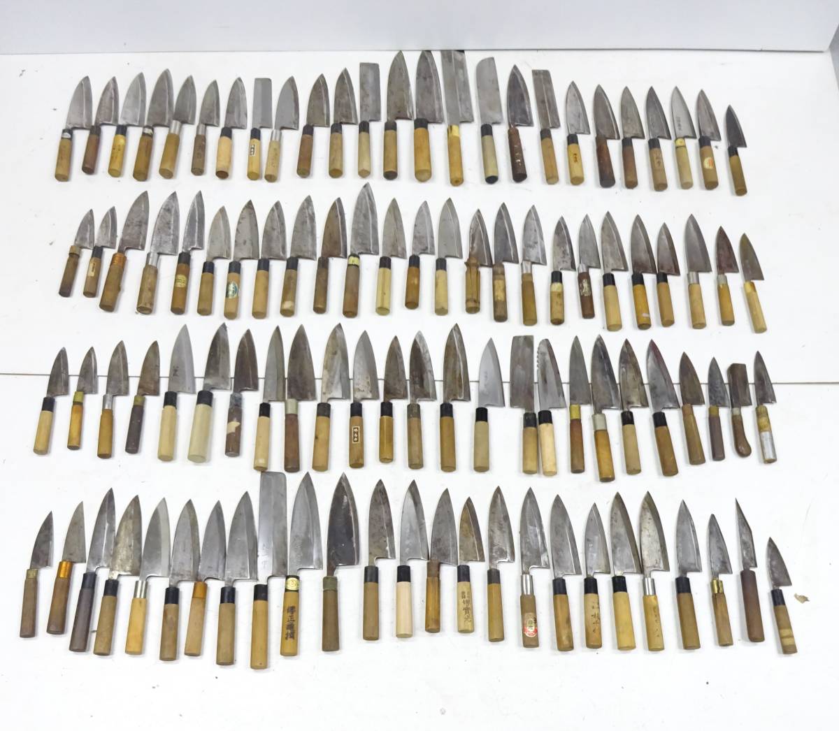 包丁 100本 まとめて 出刃包丁 料理包丁 調理包丁 万能包丁 など ジャンク　M2629