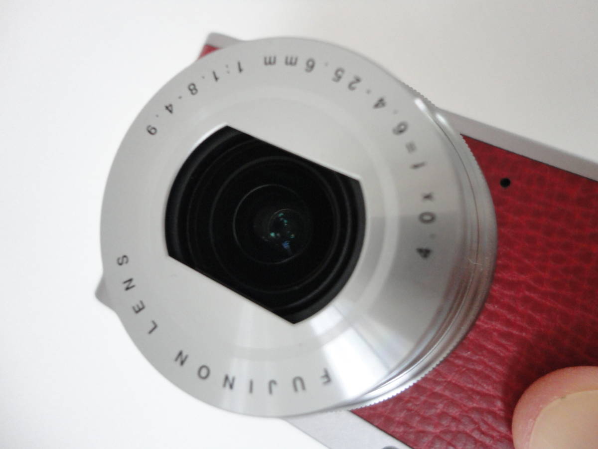 FUJIFilm フジ XF1 赤 レッド 付属品 デジタルカメラ ジャンク