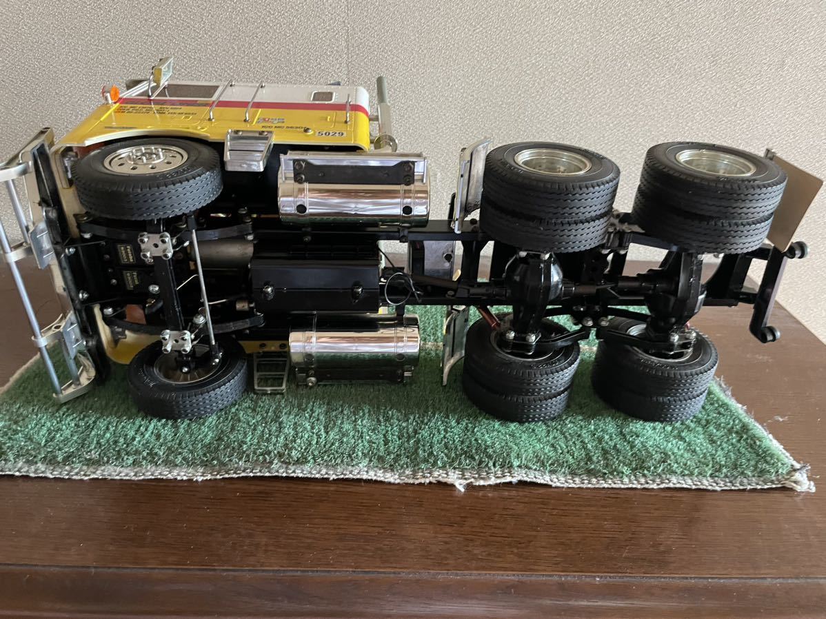 タミヤ1⁄14グローブライナー LESU 1⁄14 トラック・トレーラー フロント